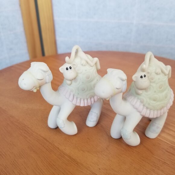 E25 Precious Moments Camel Figurine Set of Two Hope You're Over the Hump 1993 - Picture 3 of 8